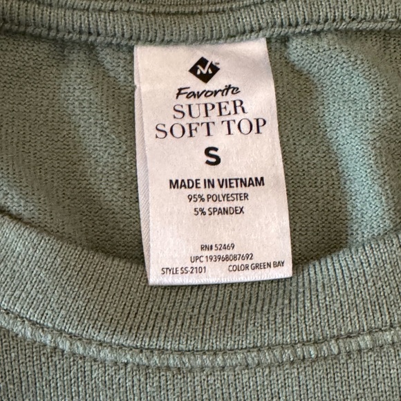 Members Mark Favorite Super Soft Long Sleeve Top in Sage Green Size S - Picture 4 of 5